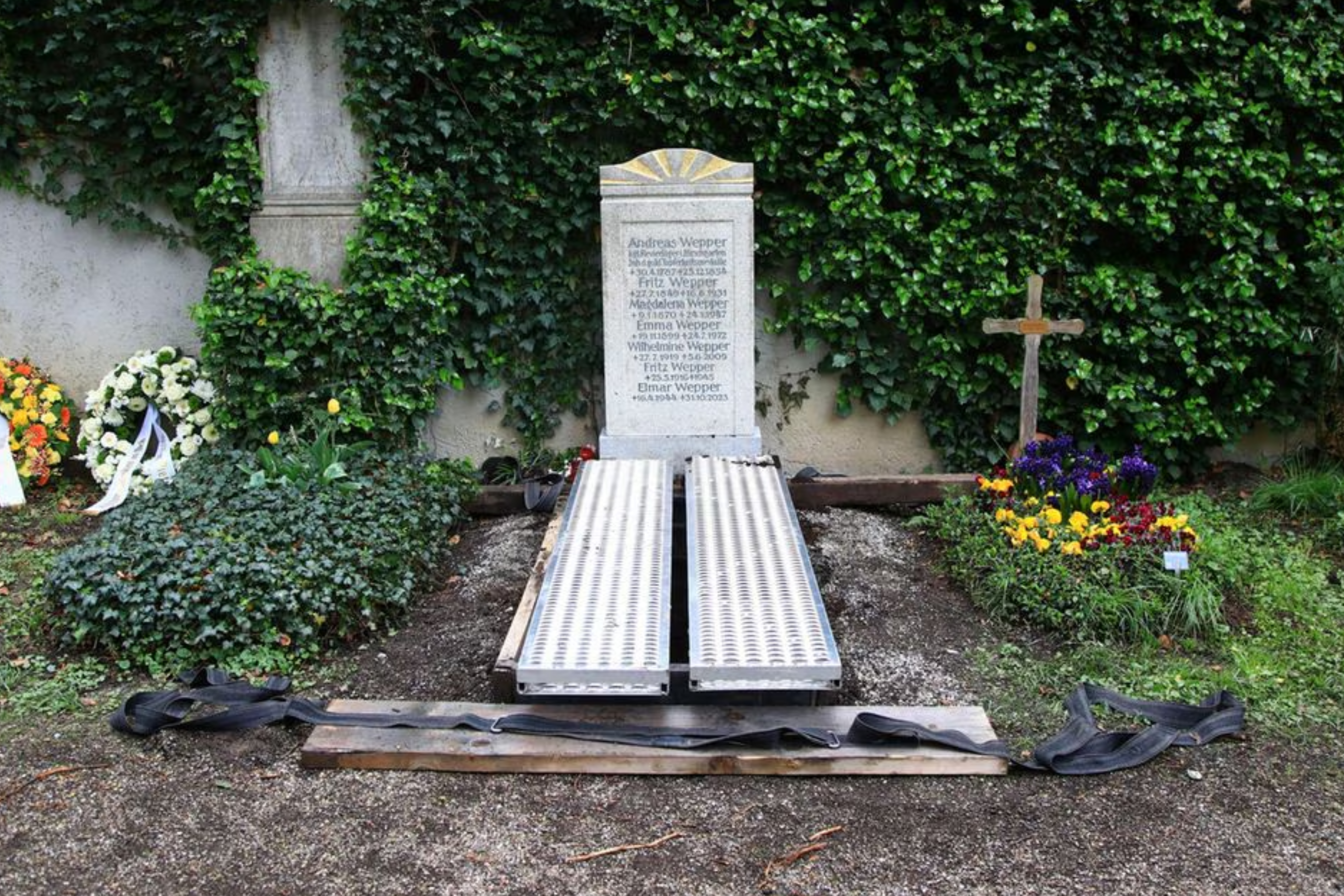 Fritz Wepper riposa nella tomba di famiglia accanto al fratello Elmar 