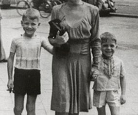Fritz con la mamma e il fratello
