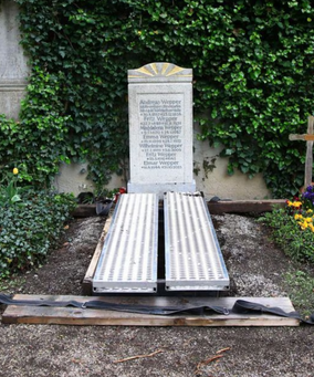 Fritz Wepper riposa nella tomba di famiglia accanto al fratello Elmar 